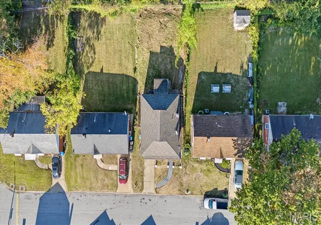 Photo 4 of Single family home for sale at 4707 Roxie St, St Louis, MO 63121 | MLS# MIS26053315 | Listing updated on 2026-10-28