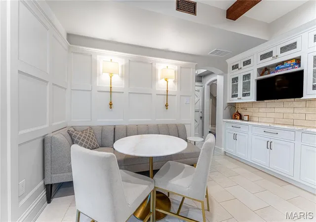 Photo 4 of Single family home for sale at 1022 Hampton Park Dr, Richmond Heights, MO 63117 | MLS# MIS26053322 | Listing updated on 2026-09-14