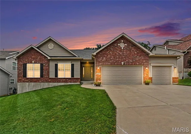 Photo 1 of Sale Pending at 1628 Beckham Ridge Ct, Saint Louis, MO 63146 | MLS# MIS26053327 | Listing updated on 2026-08-31