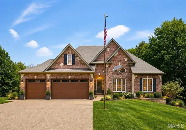 Photo 1 of Single family home for sale at 230 Sycamore Valley Dr, Troy, MO 63379 | MLS# MIS26053329 | Listing updated on 2026-10-03