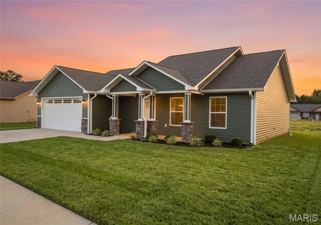 1st image of 213 Gucci, Poplar Bluff, MO 63901 | MLS# MIS26053343