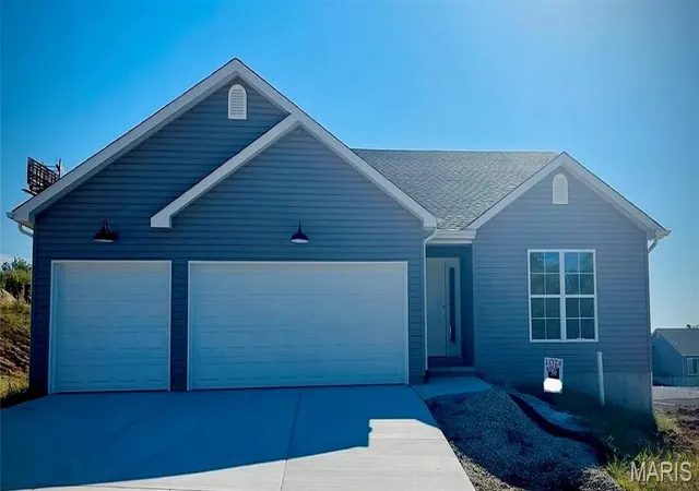 3rd image of 705 Blake Dr, Hillsboro, MO 63050 | MLS# MIS26053349