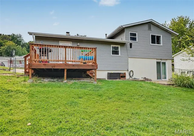 23rd image of 2221 Country Wood Dr, Imperial, MO 63052 | MLS# MIS26053352