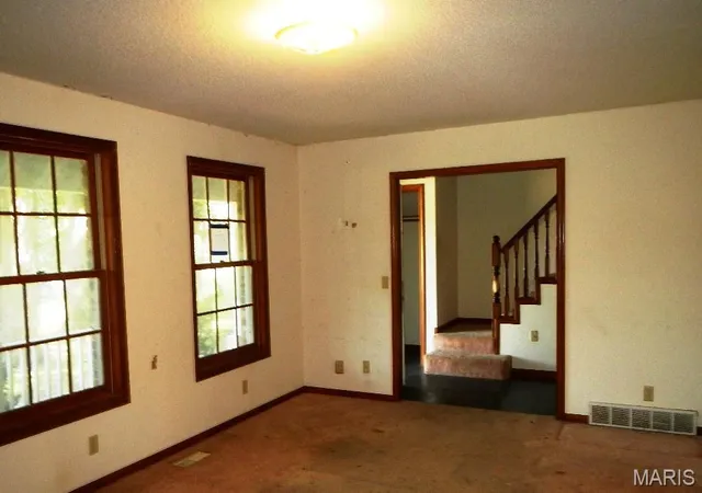 2nd image of 4140 Windmere Dr, Hannibal, MO 63401 | MLS# MIS26053355