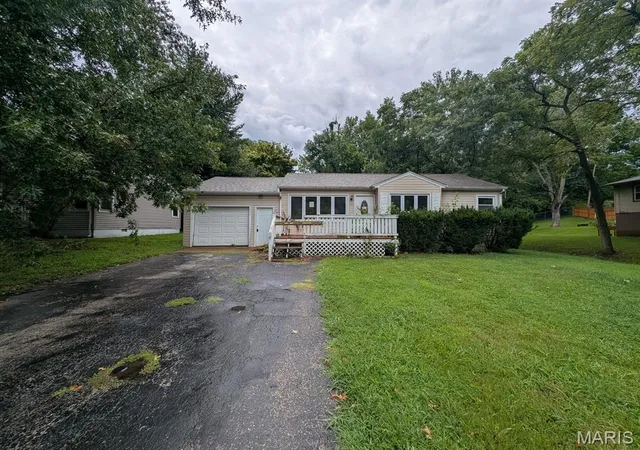 2nd image of 20 Marlo Dr, Belleville, IL 62226 | MLS# MIS26053359