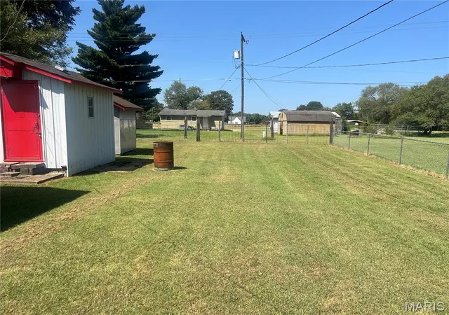 12th image of 506 Fleming St, Bernie, MO 63822 | MLS# MIS26053369