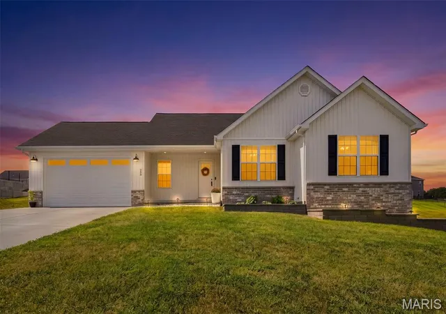 Photo 1 of Single family home for sale at 298 Lake Labadie Dr, Labadie, MO 63055 | MLS# MIS26053371 | Listing updated on 2026-09-14