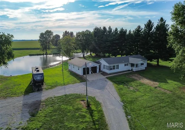 Single family home for sale at 837 Pokey Rd, Pocahontas, IL 62275 | MLS# MIS26053372