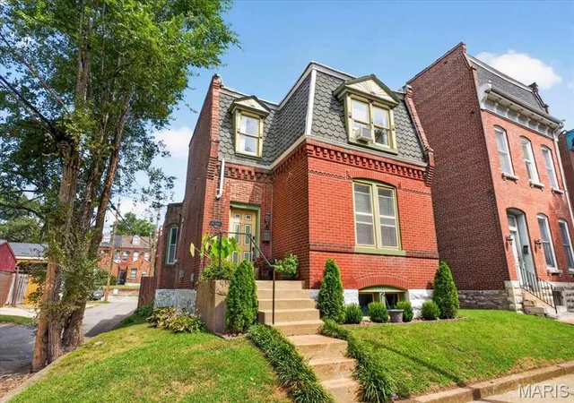 Photo 1 of Sale Pending at 2017 Senate St, Saint Louis, MO 63118 | MLS# MIS26053373 | Listing updated on 2026-09-24