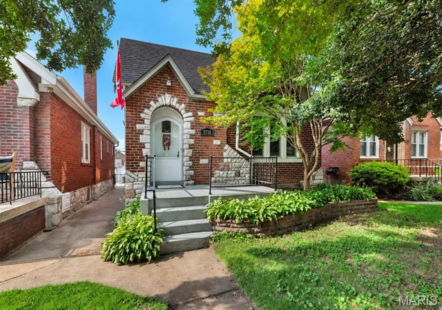 Single family home for sale at 5718 Nottingham Ave, Saint Louis, MO 63109 | MLS# MIS26053384