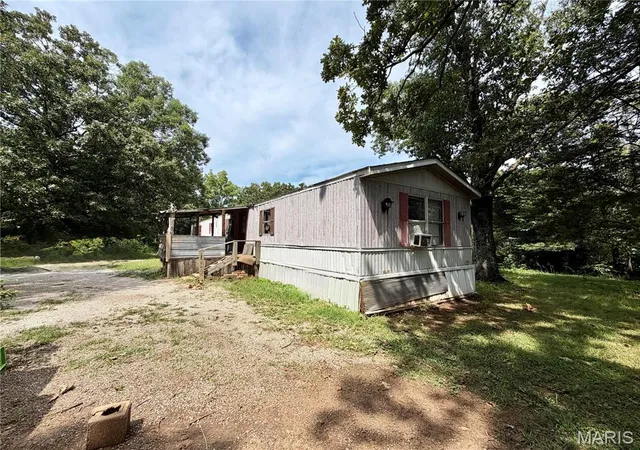 1st image of 14192 Klondike Rd, De Soto, MO 63020 | MLS# MIS26053386