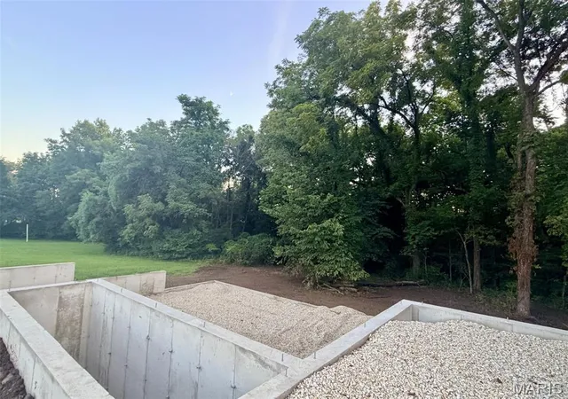 3rd image of 317 Heritage Valley Dr, New Haven, MO 63068 | MLS# MIS26053414