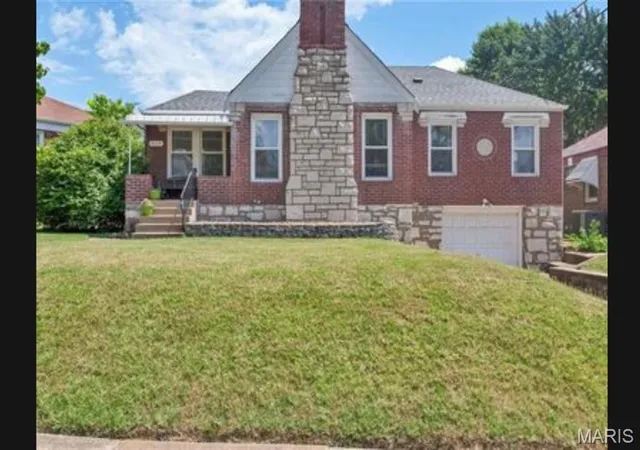 Photo 1 of Single family home for sale at 9114 Lucia Dr, Saint Louis, MO 63123 | MLS# MIS26053416 | Listing updated on 2026-08-20