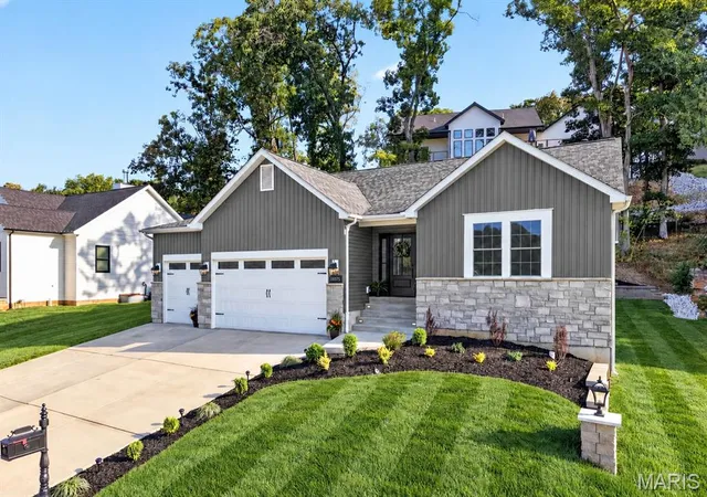 Photo 2 of Single family home for sale at 11075 Village Dr, Foristell, MO 63348 | MLS# MIS26053426 | Listing updated on 2026-10-29