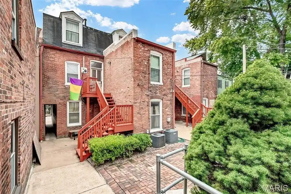 Listing Photo 18 - Condo for sale in 915 Allen Ave located at 915 Allen Ave, St. Louis, MO 63104 - Unit 915 Allen Ave