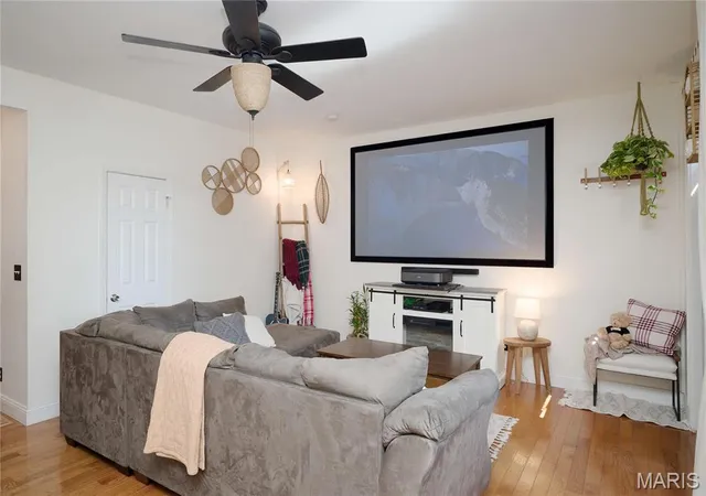 2nd image of 915 Allen Ave #4, Saint Louis, MO 63104 | MLS# MIS26053429