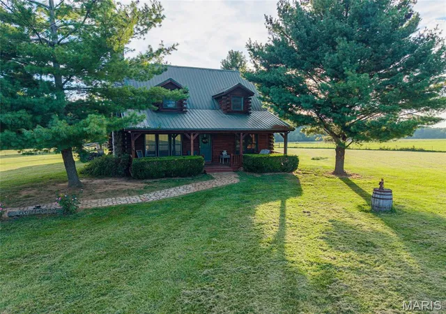 3rd image of 8140 Old Jackson Rd, Farmington, MO 63640 | MLS# MIS26053433
