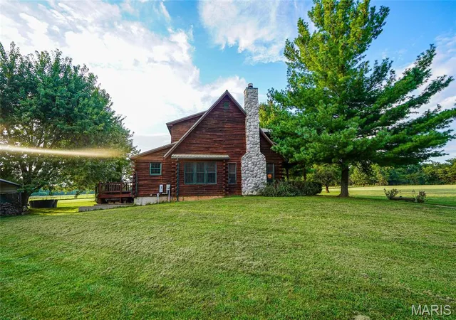 5th image of 8140 Old Jackson Rd, Farmington, MO 63640 | MLS# MIS26053433