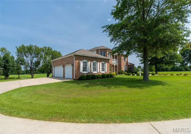 Photo 3 of Single family home for sale at 119 Clubhouse Dr, Makanda, IL 62958 | MLS# MIS26053436 | Listing updated on 2026-10-05
