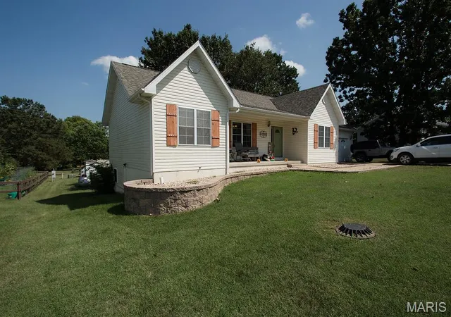 3rd image of 37 Westwood Dr, Salem, MO 65560 | MLS# MIS26053443