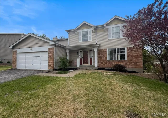 Photo 3 of Single family home for sale at 4204 River Oaks Dr, Florissant, MO 63034 | MLS# MIS26053445 | Listing updated on 2026-08-26