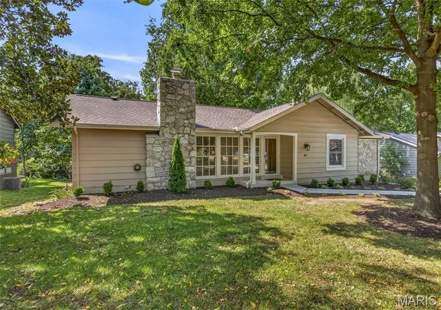 image of 807 Garonne Dr, Manchester, MO 63021 | MLS# MIS26053448