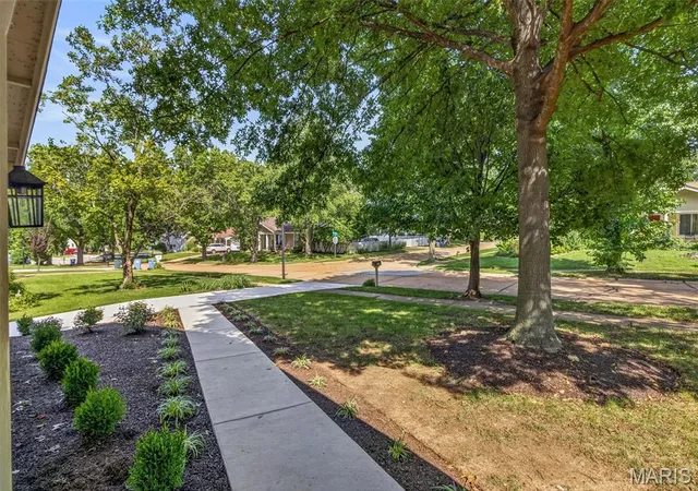 image of 807 Garonne Dr, Manchester, MO 63021 | MLS# MIS26053448