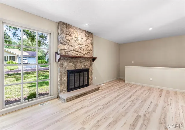 image of 807 Garonne Dr, Manchester, MO 63021 | MLS# MIS26053448