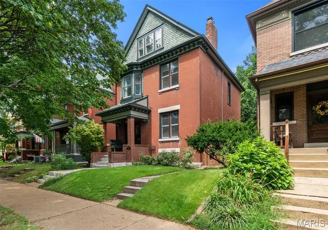 1st image of 3625 Juniata St, Saint Louis, MO 63116 | MLS# MIS26053452