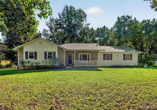 2nd image of 125 Heritage Trl, Troy, MO 63379 | MLS# MIS26053460