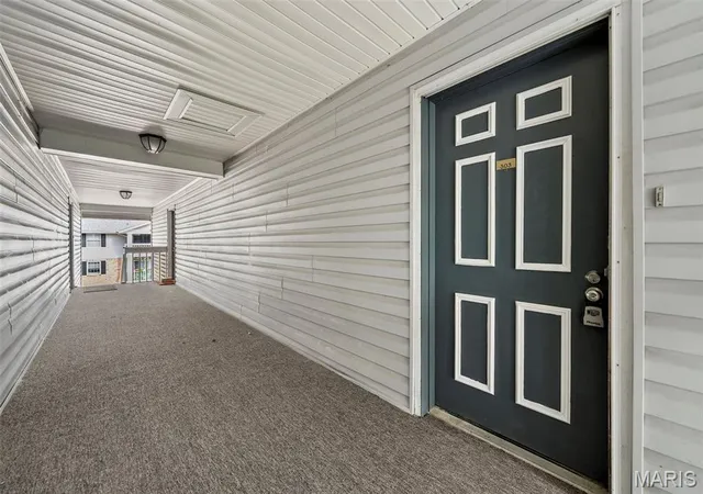 5th image of 621 S Kirkwood Rd #303, Saint Louis, MO 63122 | MLS# MIS26053462