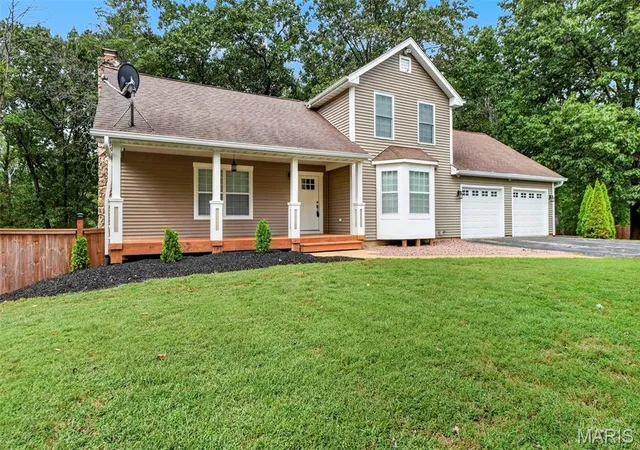 Photo 1 of Single family home for sale at 5003 Devon Dr, House Springs, MO 63051 | MLS# MIS26053466 | Listing updated on 2026-10-02