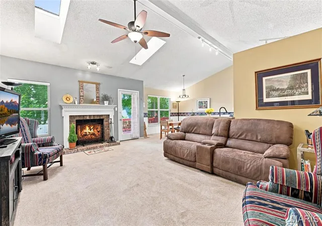 Photo 4 of Sale Pending at 55 Treeshade Ct, Saint Peters, MO 63376 | MLS# MIS26053472 | Listing updated on 2026-09-06