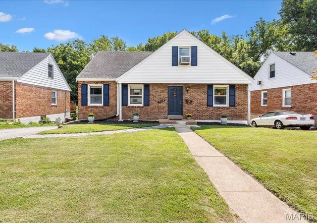 Photo 1 of Single family home for sale at 3318 Havenbrook Dr, St Louis, MO 63114 | MLS# MIS26053488 | Listing updated on 2026-08-31