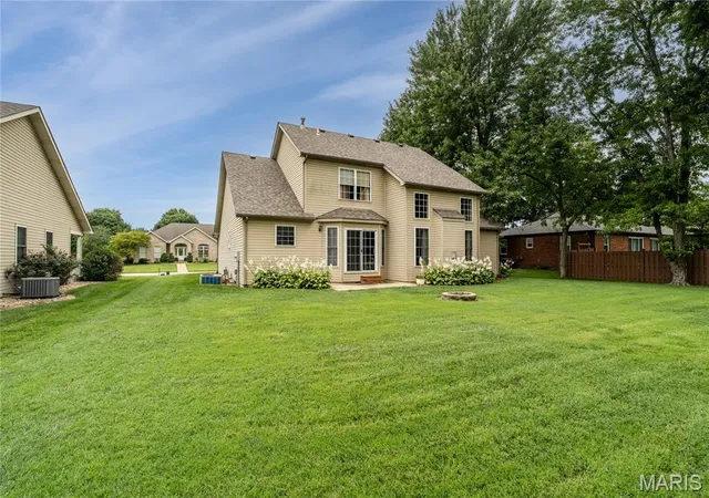 45th image of 1607 Amos Ct, Granite City, IL 62040 | MLS# MIS26053492