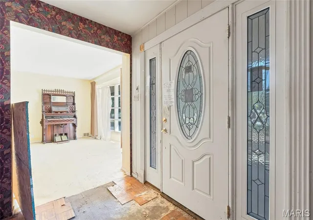 Photo 4 of Single family home for sale at 36 Lakeview Acres Dr, Collinsville, IL 62234 | MLS# MIS26053496 | Listing updated on 2026-10-16