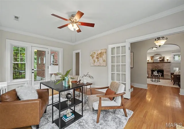 Photo 4 of Sale Pending at 948 Tuxedo Blvd, Saint Louis, MO 63119 | MLS# MIS26053498 | Listing updated on 2026-08-25