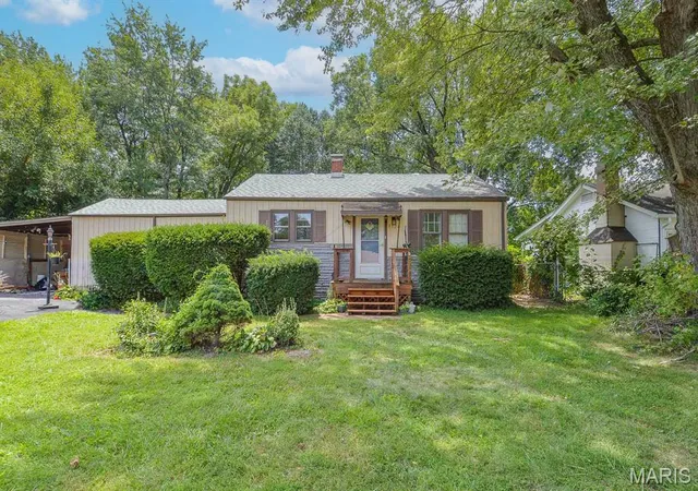 1st image of 9120 Summit Dr, Fairview Heights, IL 62208 | MLS# MIS26053500