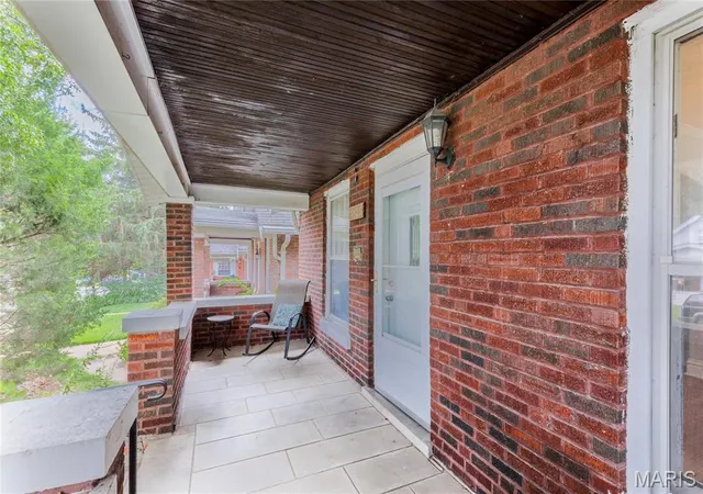Photo 3 of Single family home for sale at 3325 Norma Ct, Saint Louis, MO 63139 | MLS# MIS26053527 | Listing updated on 2026-10-10