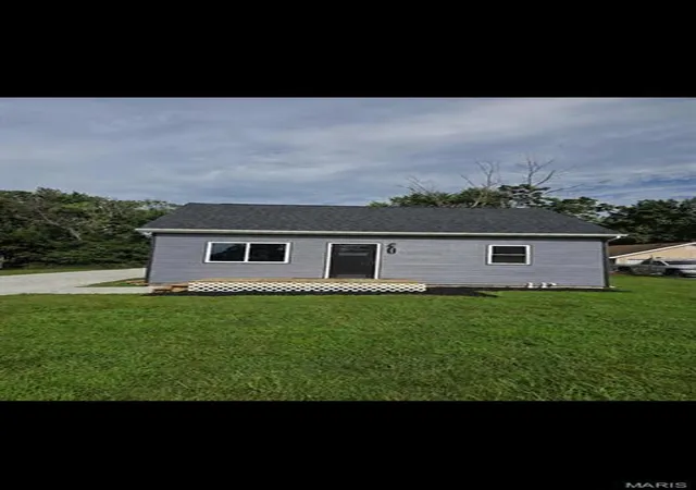 1st image of 222 Lindenwood Dr, East Alton, IL 62024 | MLS# MIS26053529