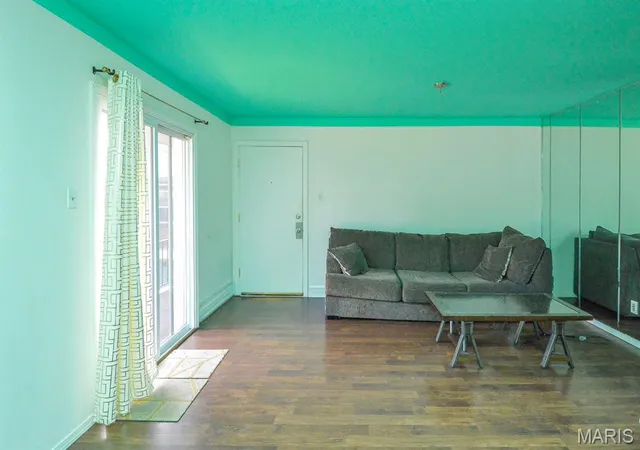 Photo 3 of Condo for sale at 6953 Colonial Woods Dr #48, Saint Louis, MO 63129 | MLS# MIS26053536 | Listing updated on 2026-08-21