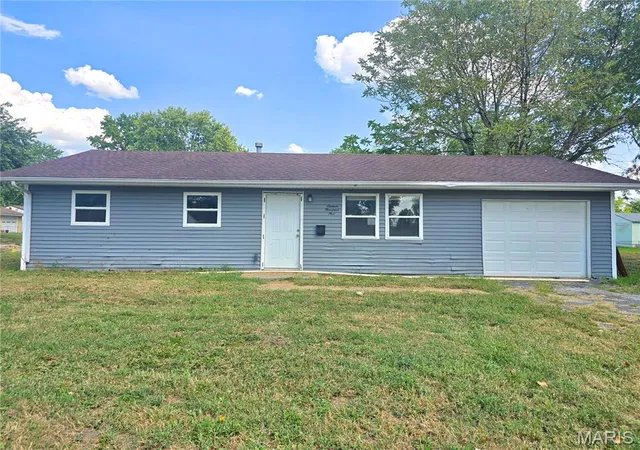 Photo 1 of Single family home for sale at 1605 Parklane Dr, East Saint Louis, IL 62206 | MLS# MIS26053539 | Listing updated on 2026-09-03
