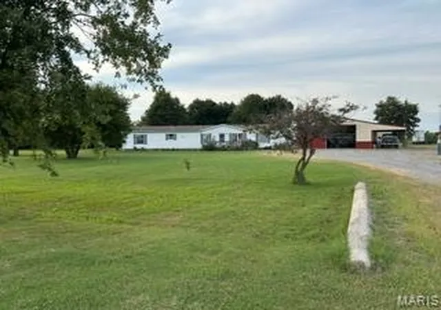 2nd image of 524 Southcreek Rd, Sikeston, MO 63801 | MLS# MIS26053542