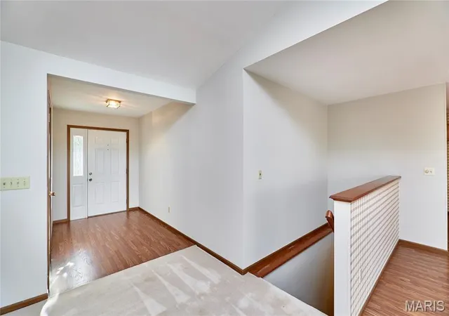 Photo 3 of Sale Pending at 28759 Winding Woods Cir, Wright City, MO 63390 | MLS# MIS26053543 | Listing updated on 2026-09-07