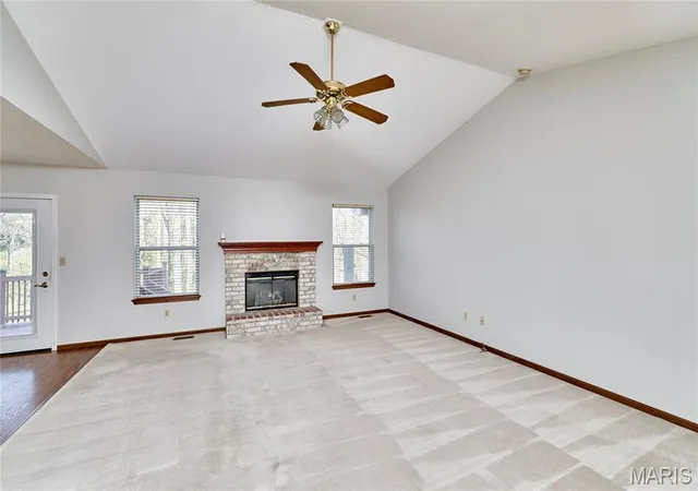 Photo 4 of Sale Pending at 28759 Winding Woods Cir, Wright City, MO 63390 | MLS# MIS26053543 | Listing updated on 2026-09-07