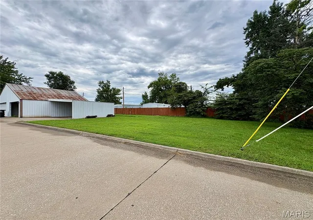26th image of 1145 W Saint Joseph St, Perryville, MO 63775 | MLS# MIS26053558