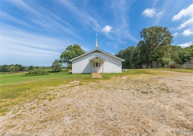 1st image of 3395 Hwy V, Poplar Bluff, MO 63945 | MLS# MIS26053559