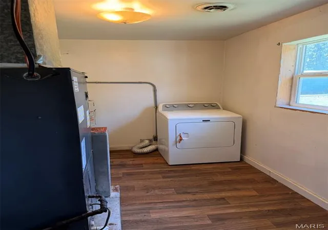 Photo 4 of Single family home for sale at 324 S Sassafrass St, Dexter, MO 63841 | MLS# MIS26053574 | Listing updated on 2026-09-22