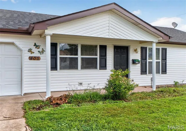 Photo 4 of Single family home for sale at 405 Prince Ruppert Dr, O'fallon, MO 63366 | MLS# MIS26053585 | Listing updated on 2026-09-25
