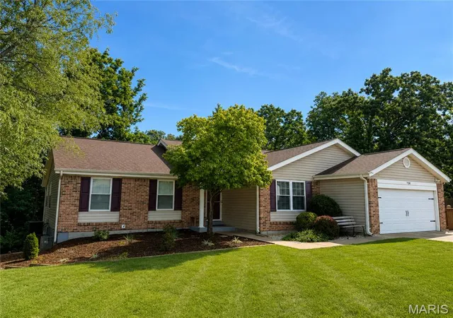 Photo 1 of Single family home for sale at 728 Wisdom Ct, Fenton, MO 63026 | MLS# MIS26053589 | Listing updated on 2026-09-25